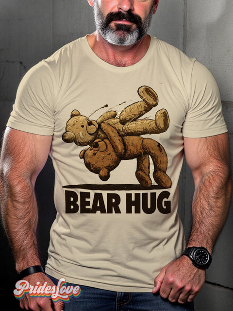 Men’s Retro Slogan Bear Hug LGBT Print T-Shirt Multicolor / S