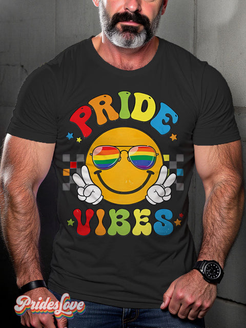 Pride Vibes Smiling face Rainbow LGBTQ Gay Print T-shirt Black / S